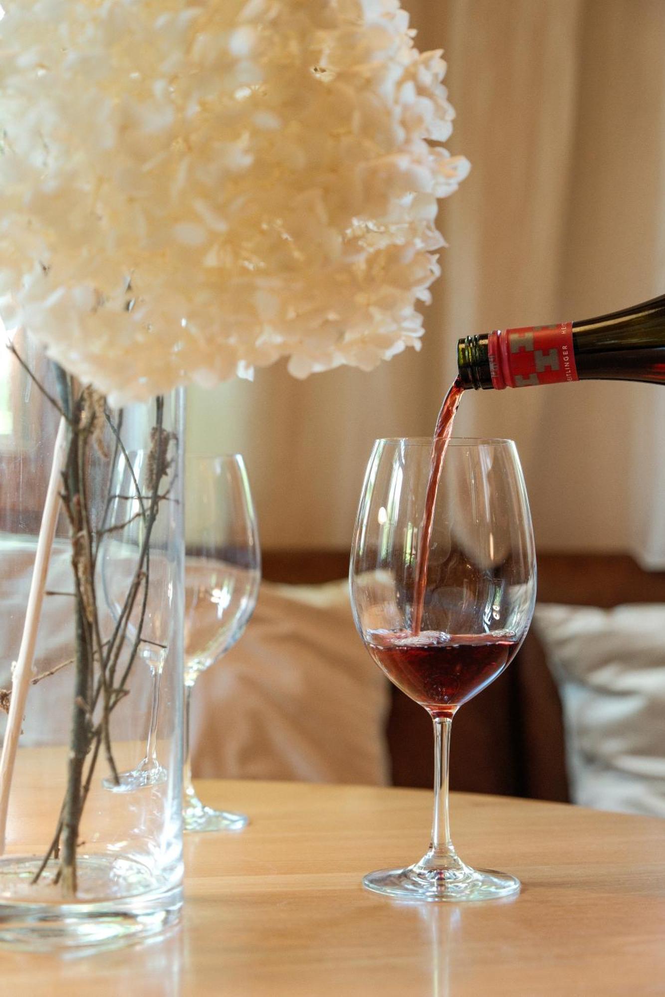 Hotel-Restaurant Kreuzberghof Tagungs- Und Veranstaltungshotel Tiefenbach  エクステリア 写真