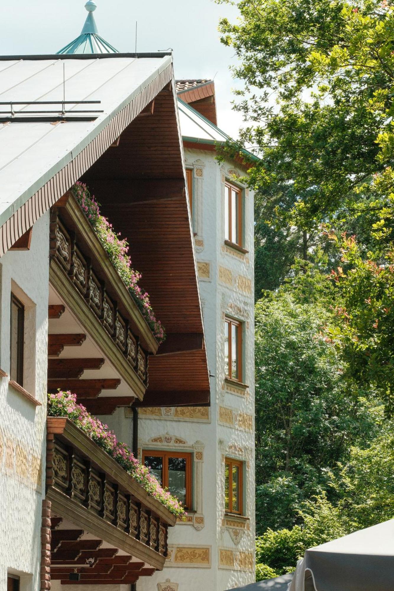 Hotel-Restaurant Kreuzberghof Tagungs- Und Veranstaltungshotel Tiefenbach  エクステリア 写真