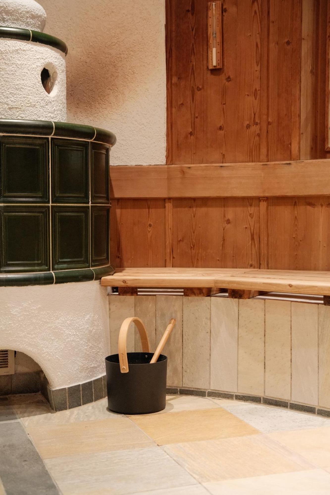 Hotel-Restaurant Kreuzberghof Tagungs- Und Veranstaltungshotel Tiefenbach  エクステリア 写真